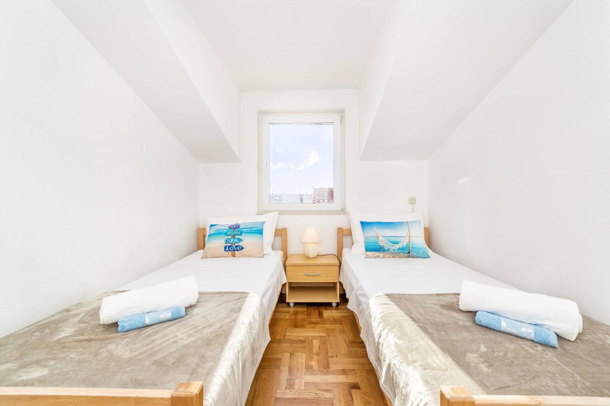 Nikol Apartment Vodice Exterior photo